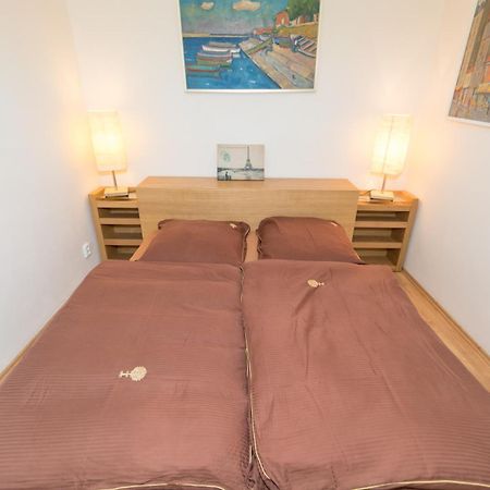 Budyne Apartment Budyne nad Ohri Εξωτερικό φωτογραφία