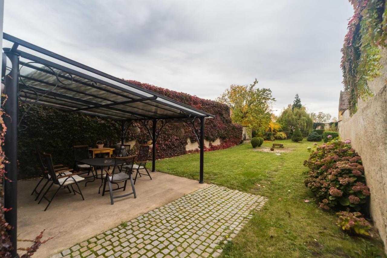 Budyne Apartment Budyne nad Ohri Εξωτερικό φωτογραφία