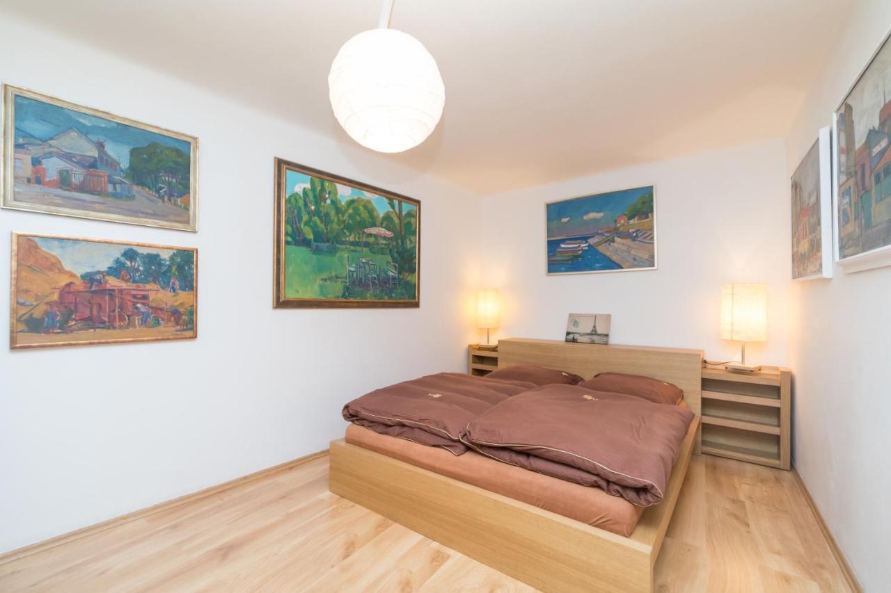 Budyne Apartment Budyne nad Ohri Εξωτερικό φωτογραφία