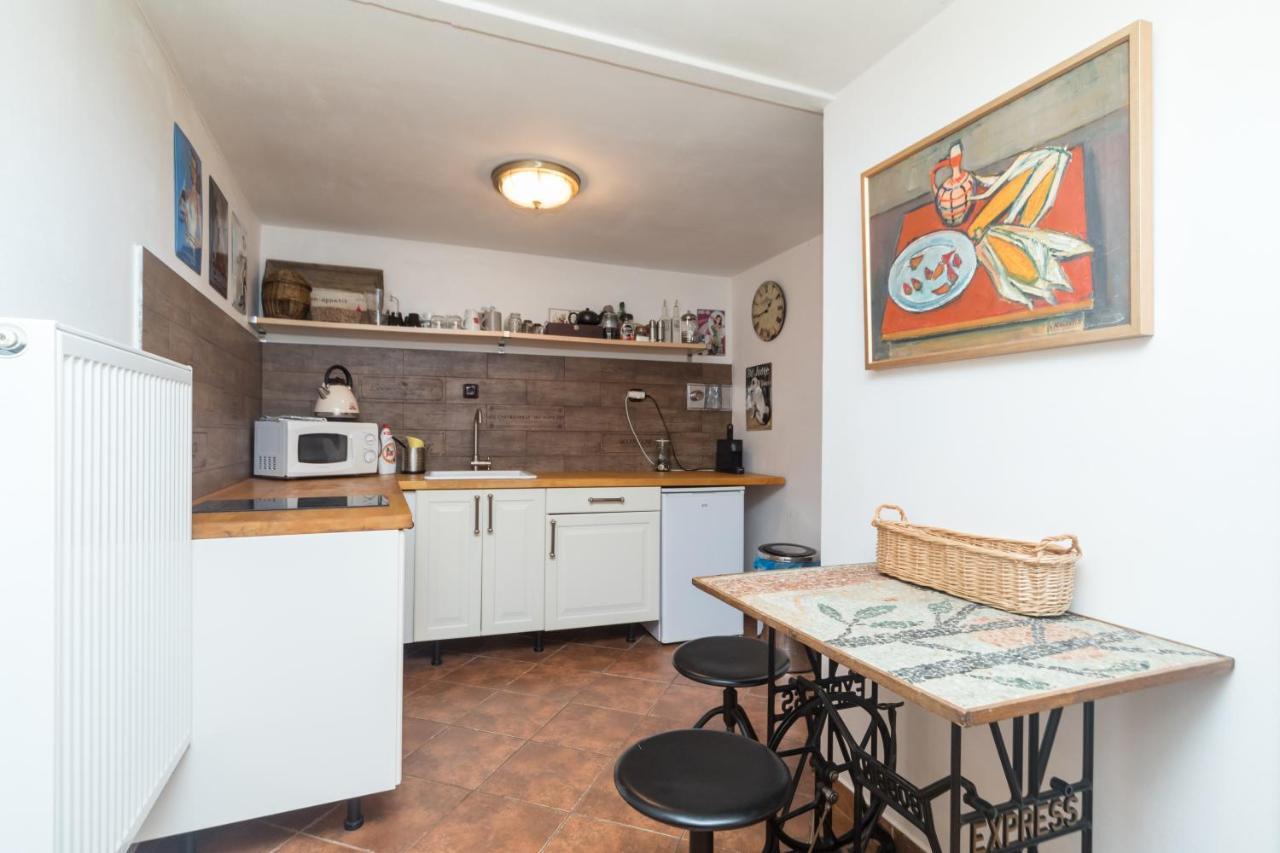 Budyne Apartment Budyne nad Ohri Εξωτερικό φωτογραφία